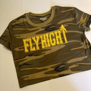 FLYHIGH ⬆️ "Country Girlz” Crop Tee
#ItsjustaFLYHIGHthang 
🐊 ☀️🌳🪵  Size M